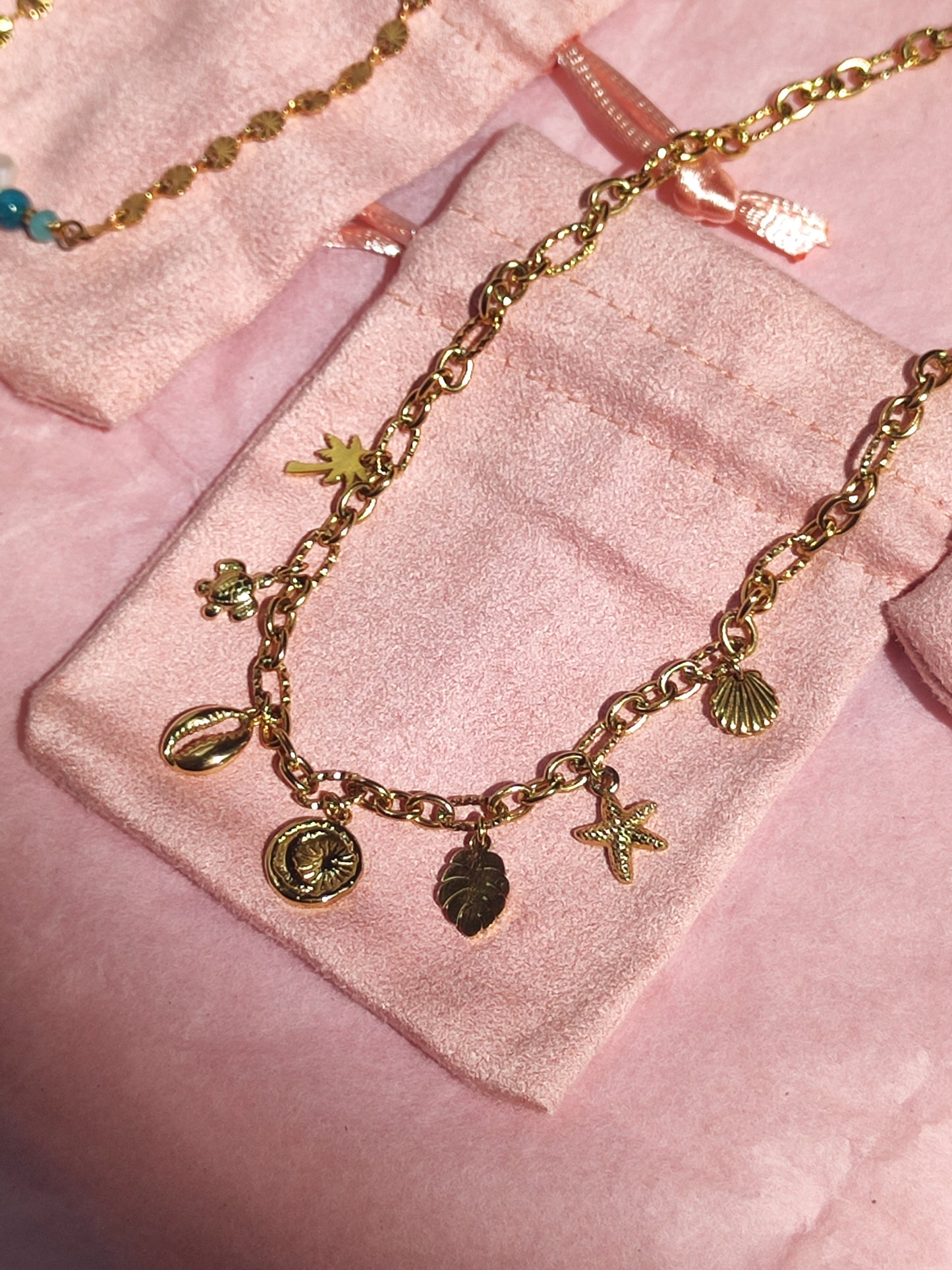 Collier Summer