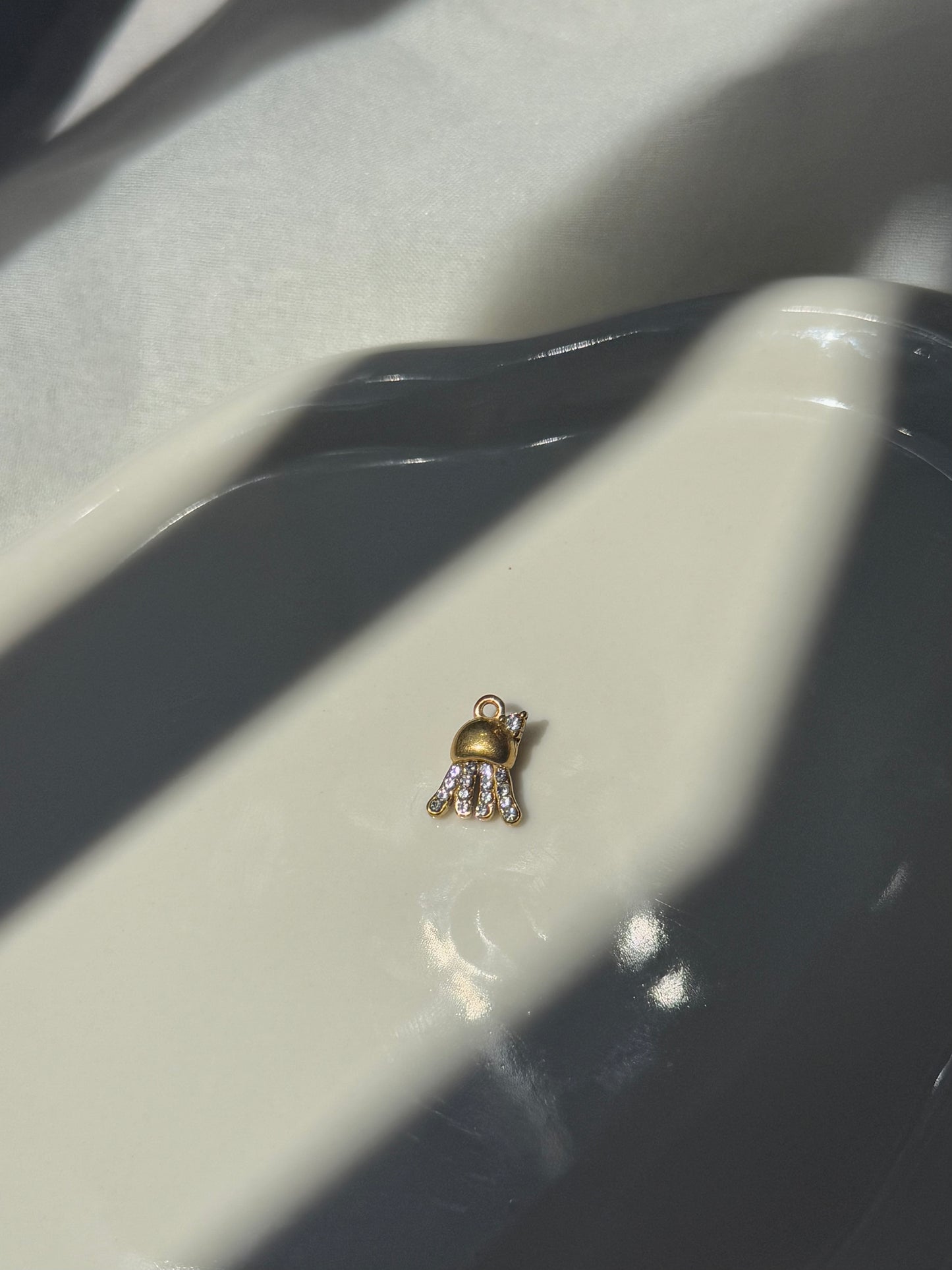 Breloque méduse strass ( pour bracelet )